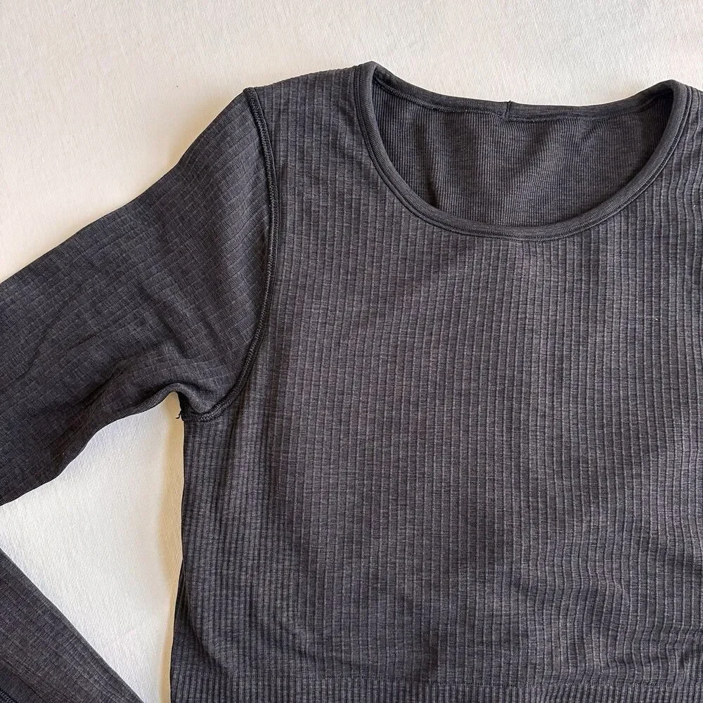 Lululemon Ebb To Street Long Sleeve Ribbed Crop Top Women’s Black SIZE 8